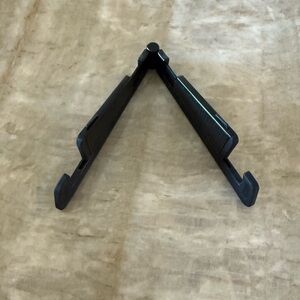 Black Adjustable iphone Stand